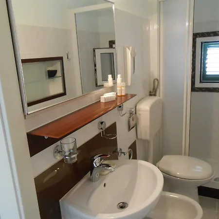 Πανσιόν Domus Hyblea 3*