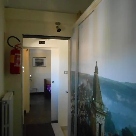 Guest house Domus Hyblea 3*